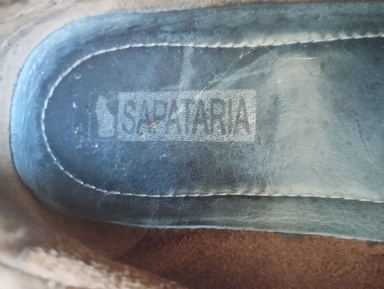 Sapato em couro legítimo original,leve, resistente e muito confortável número 40 - Foto 5