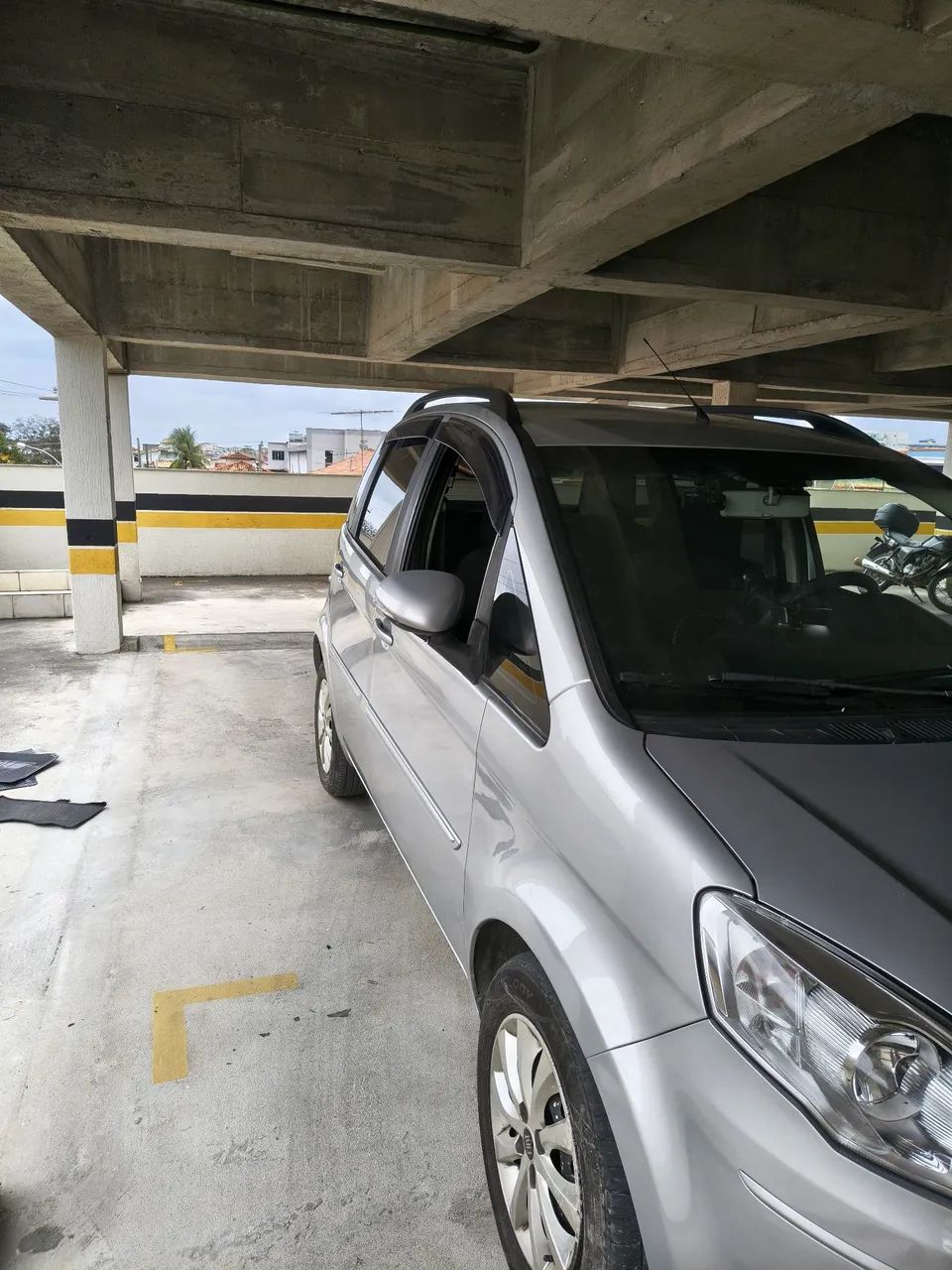 Fiat Idea Attractive 1.4 Fire Flex 8V 5P 2014 - Foto 4