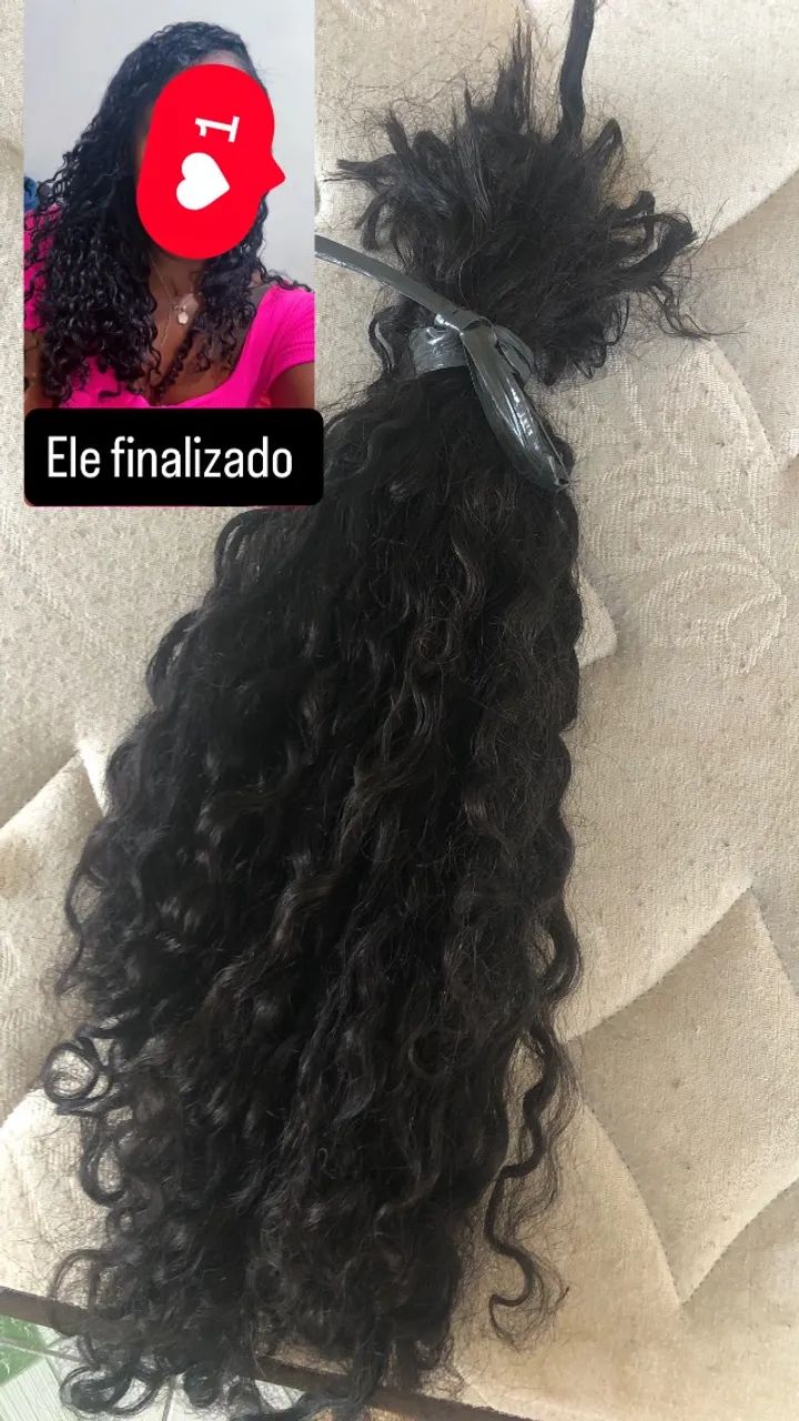 Cabelo cacheado humano 