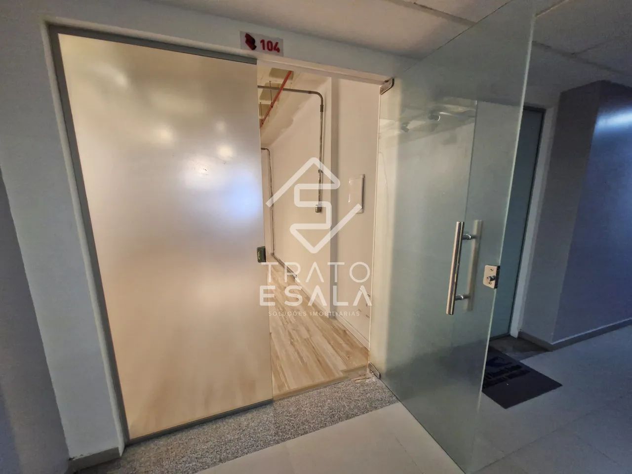 Sala comercial em excelente localização na Ponta Verde - Foto 3