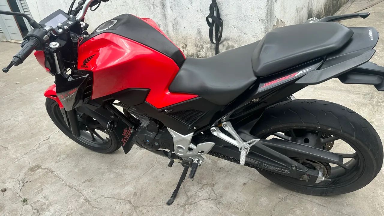 CB 300F - Foto 4