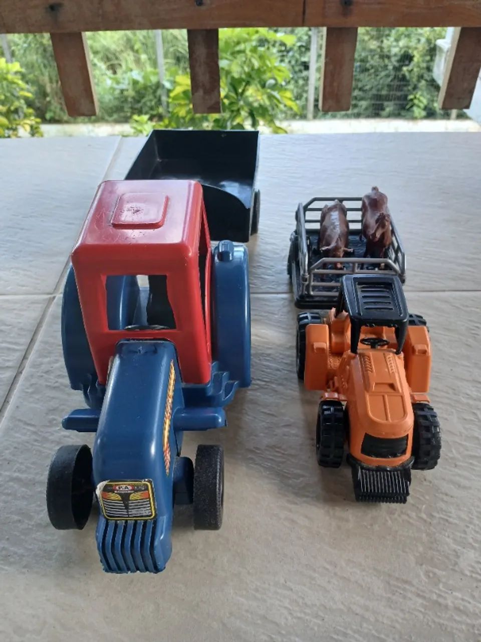 Trator e cavalinhos - Foto 2