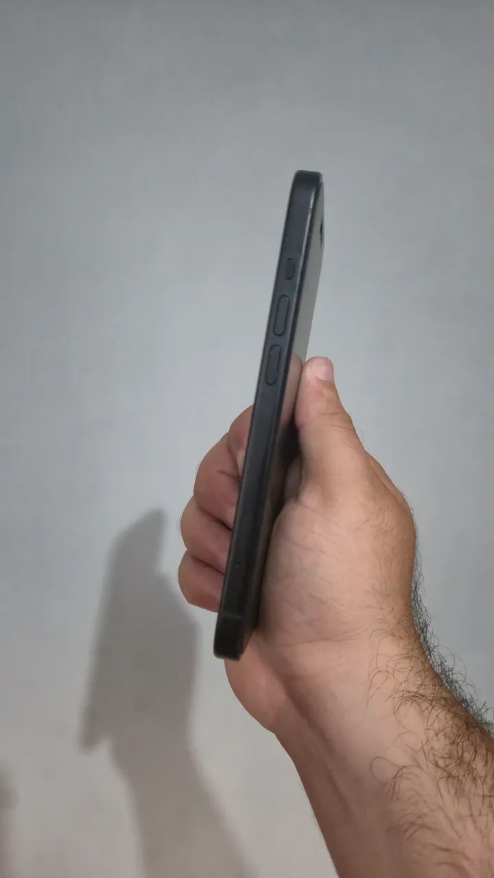 iPhone 15 - 256gb 100% Original - Foto 4