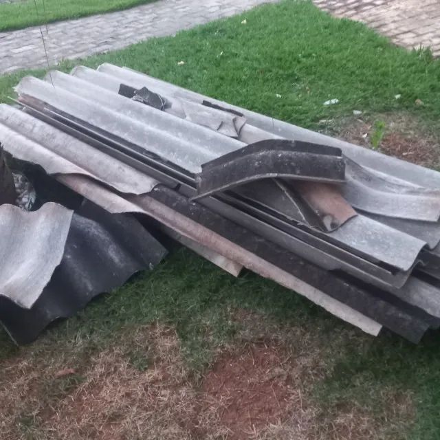 DOAÇÃO Telhas sobra usadas - Foto 4