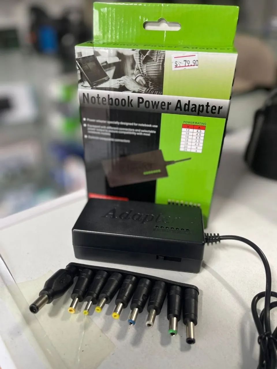 Carregador universal pra notebook tv e telas 