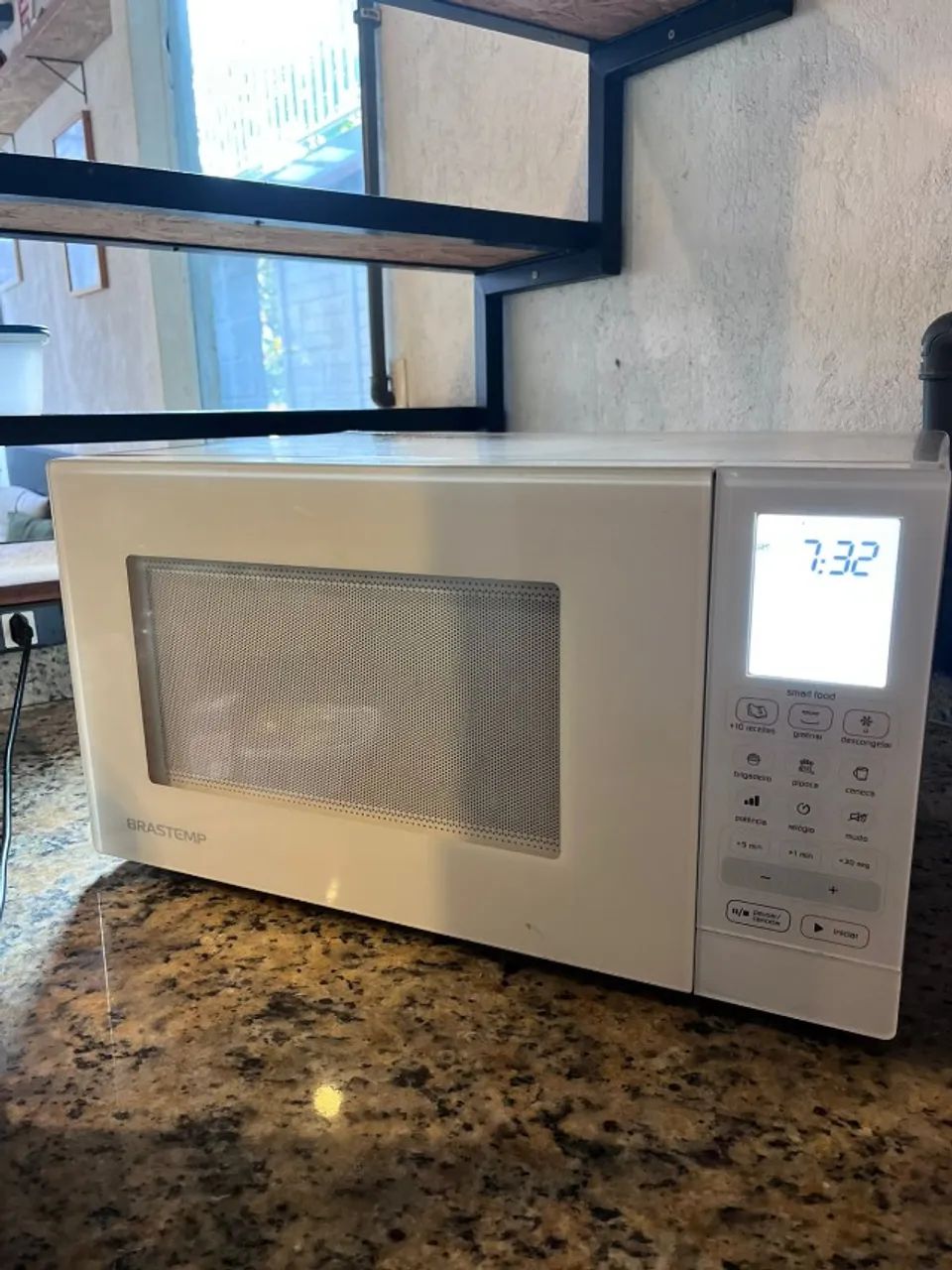 Microondas - 30 litros