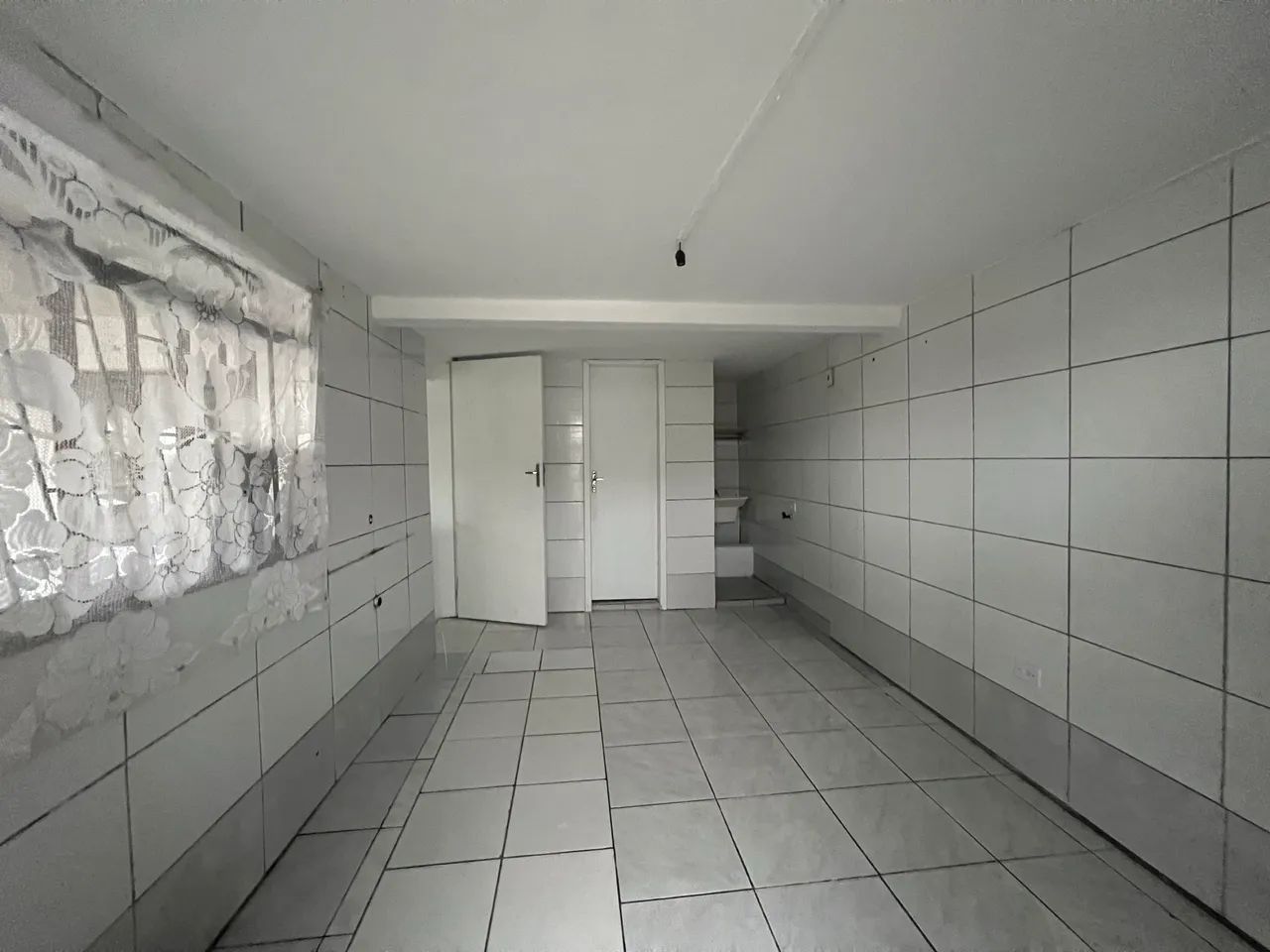 Casa 1 ou 2 quartos Xaxim - Foto 4