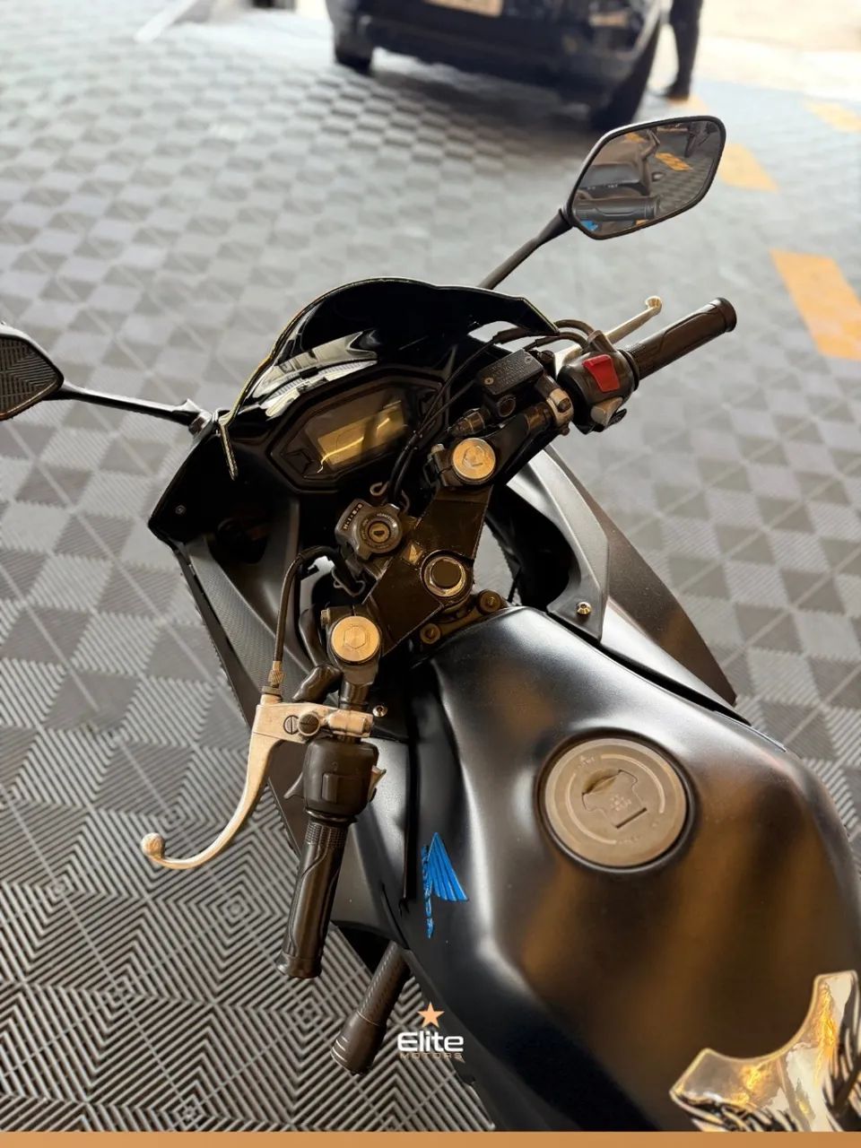 CBR 500R - Foto 2