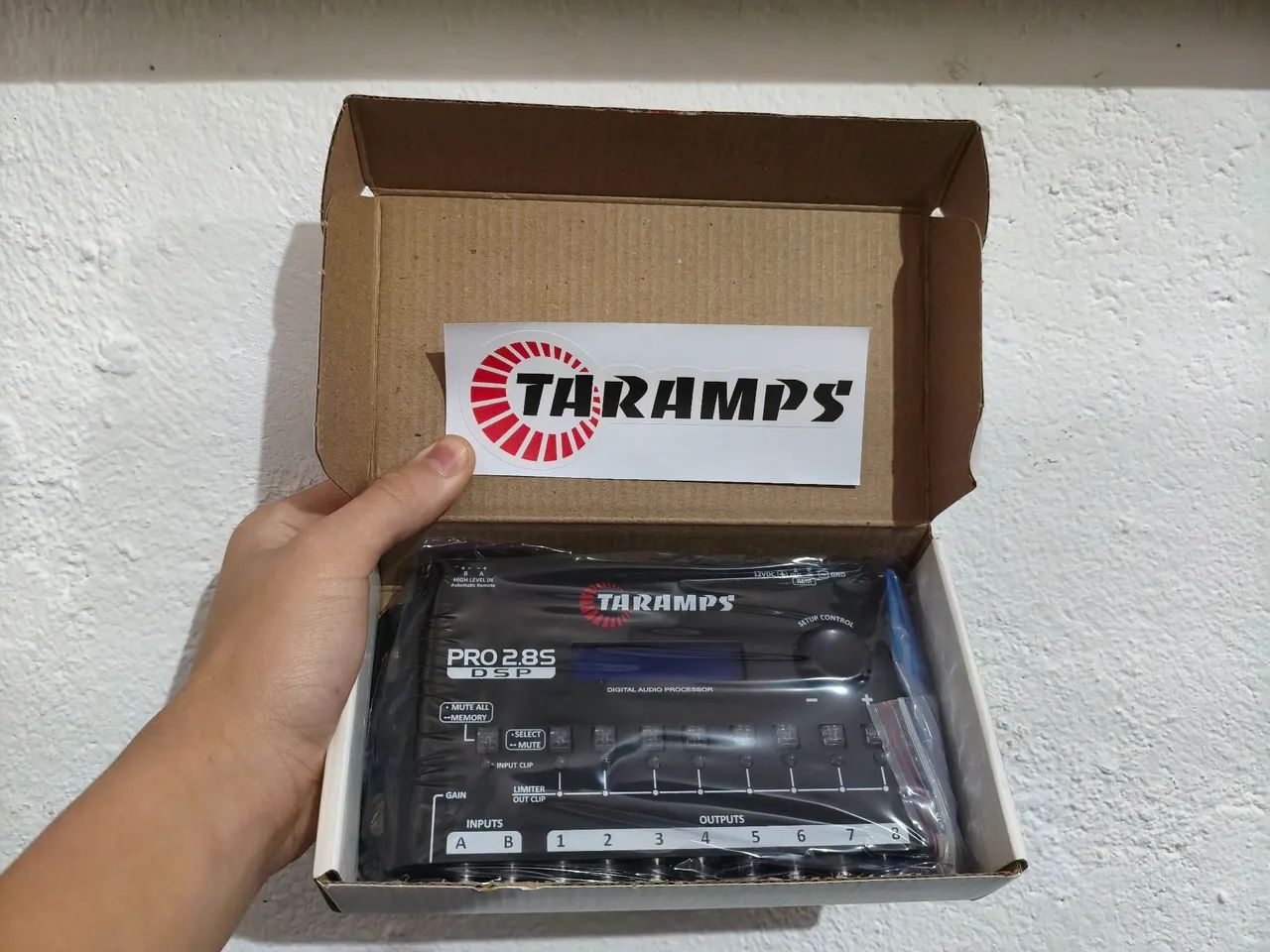 Processador Taramps-PRO 2.8S-(8 Saídas)