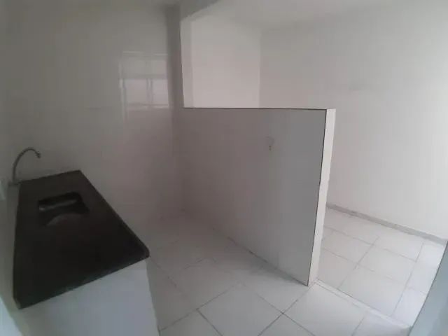 Casa com 2 quartos, com 80m2 / KM 32 - Foto 2