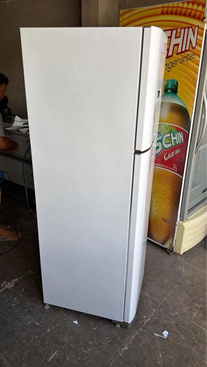 GELADEIRA ELECTROLUX DUPLEX FROST FREE  - Foto 3