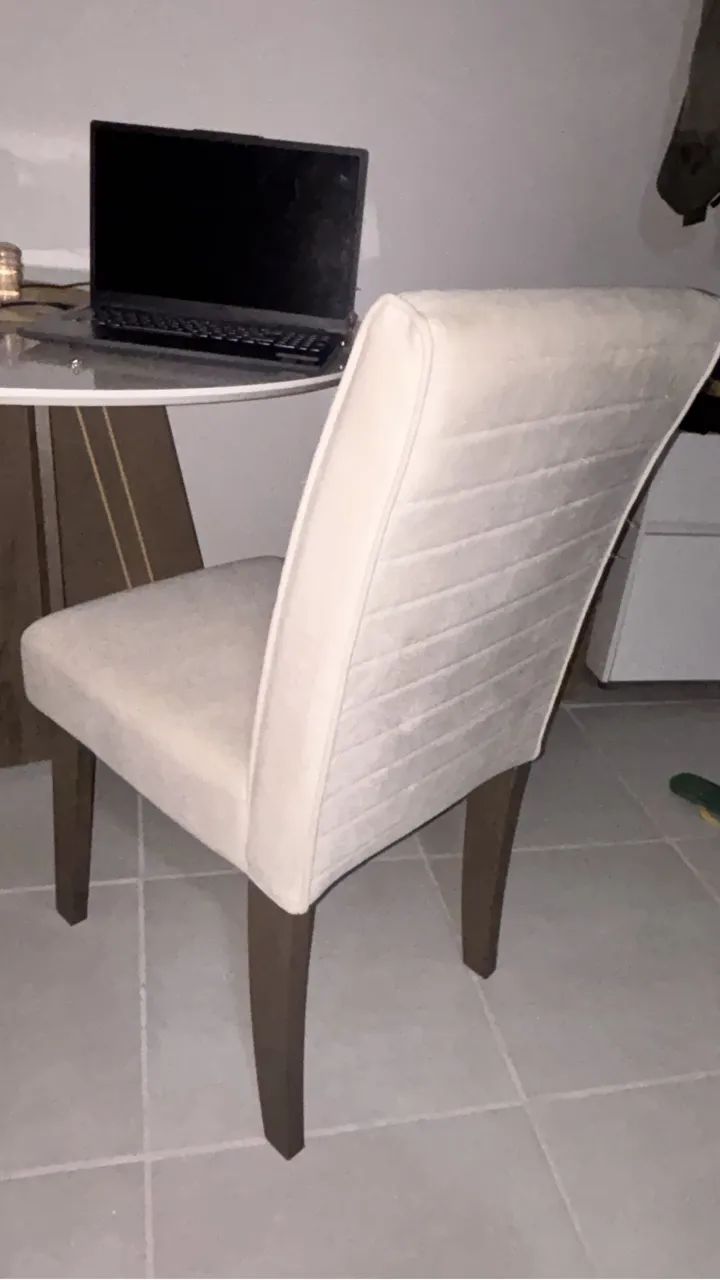 Mesa de jantar e cadeiras - Foto 2