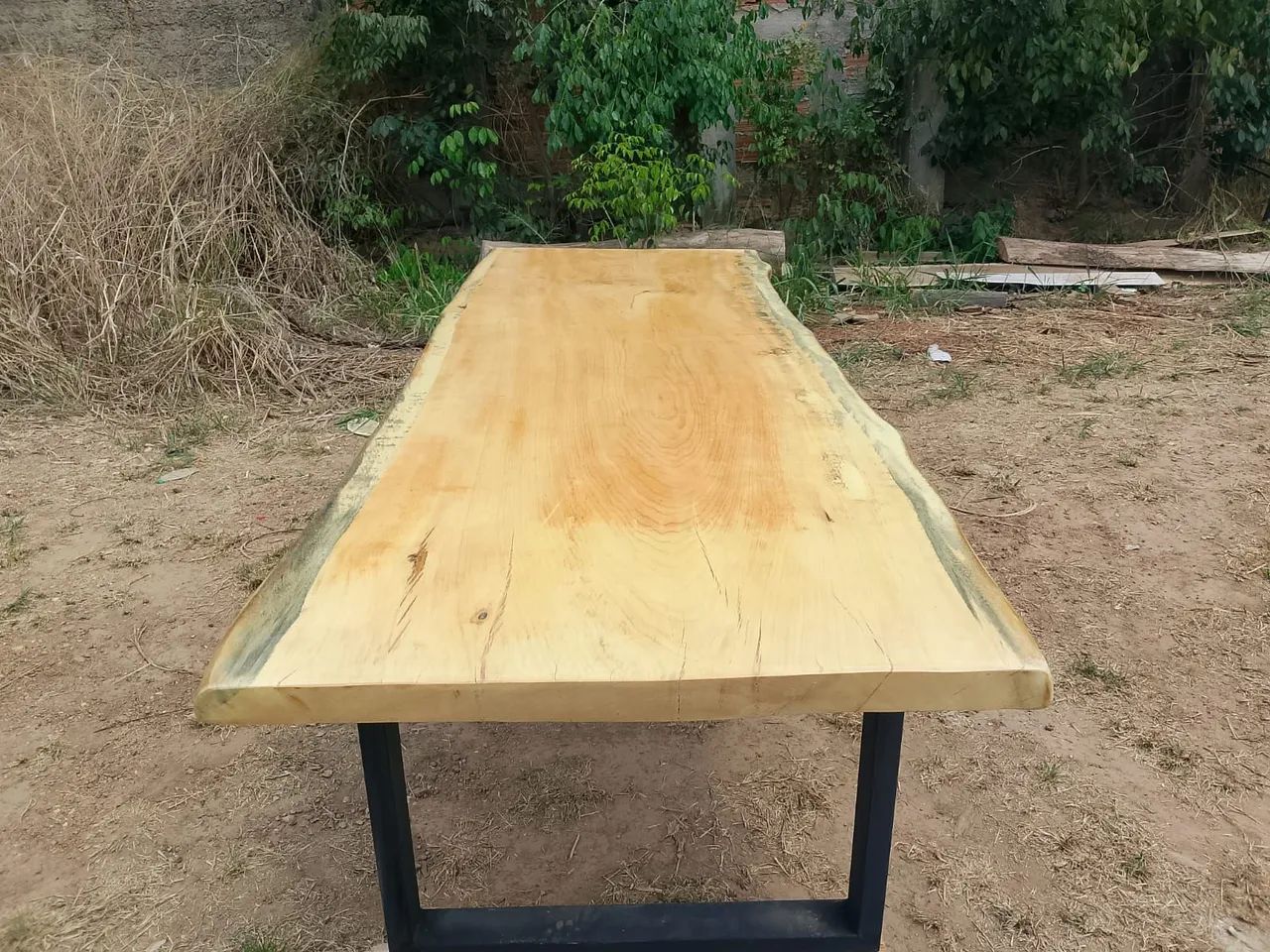 Mesa rústica modelo industrial 