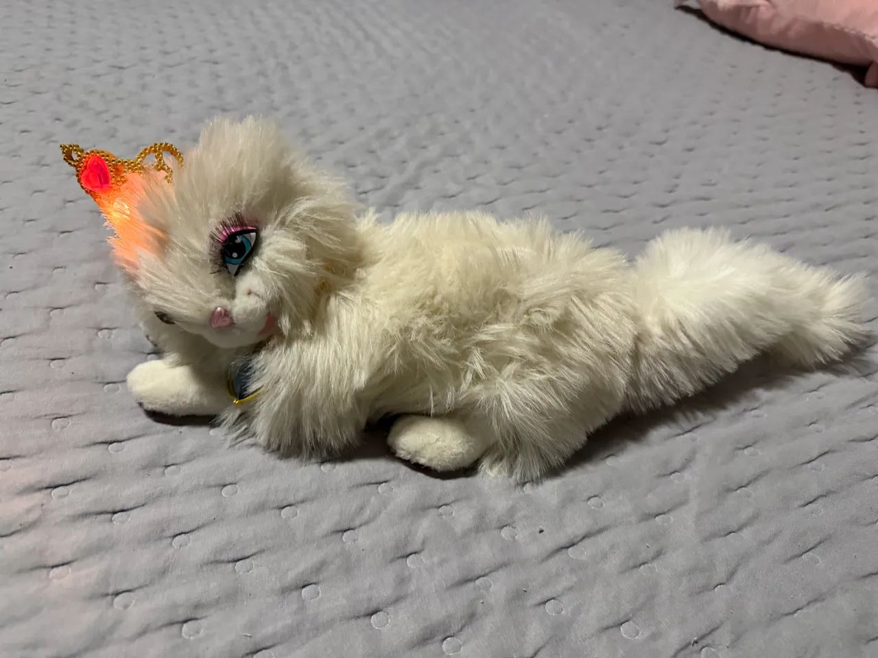 Gata Serafina de pelúcia a Princesa e a Plebeia  - Foto 2