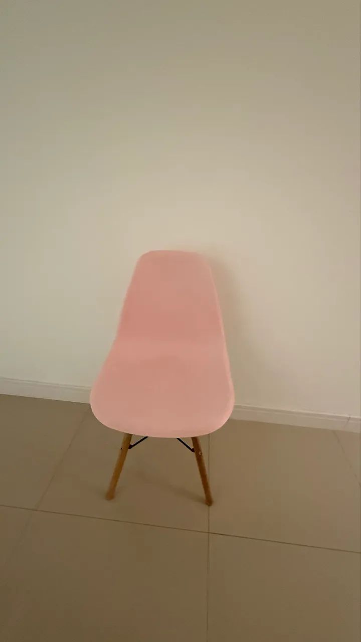 Cadeira rosa 