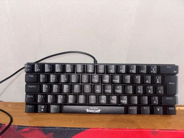 Teclado mecânico 60%, switch vermelho, com fio, sem caixa  - Foto 2