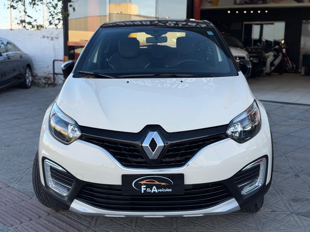 Renault Captur Life 1.6 16V Flex 5P Aut. 2020 - Foto 2