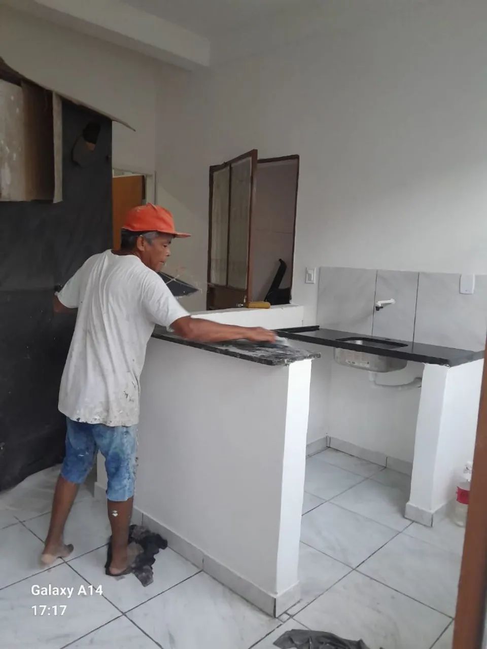 Kitnet Térrea Super Segura e Bem Localizada na Alvorada 2 - Foto 11