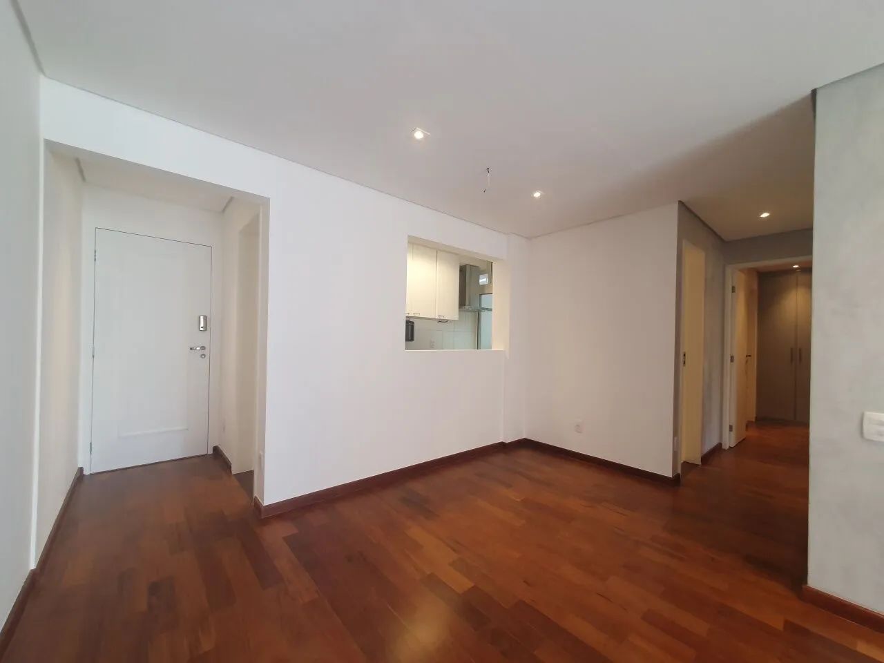 Residencial La Galerie, apto disponível para locação com 71m², 02 dorms e 01 vaga. - Foto 2
