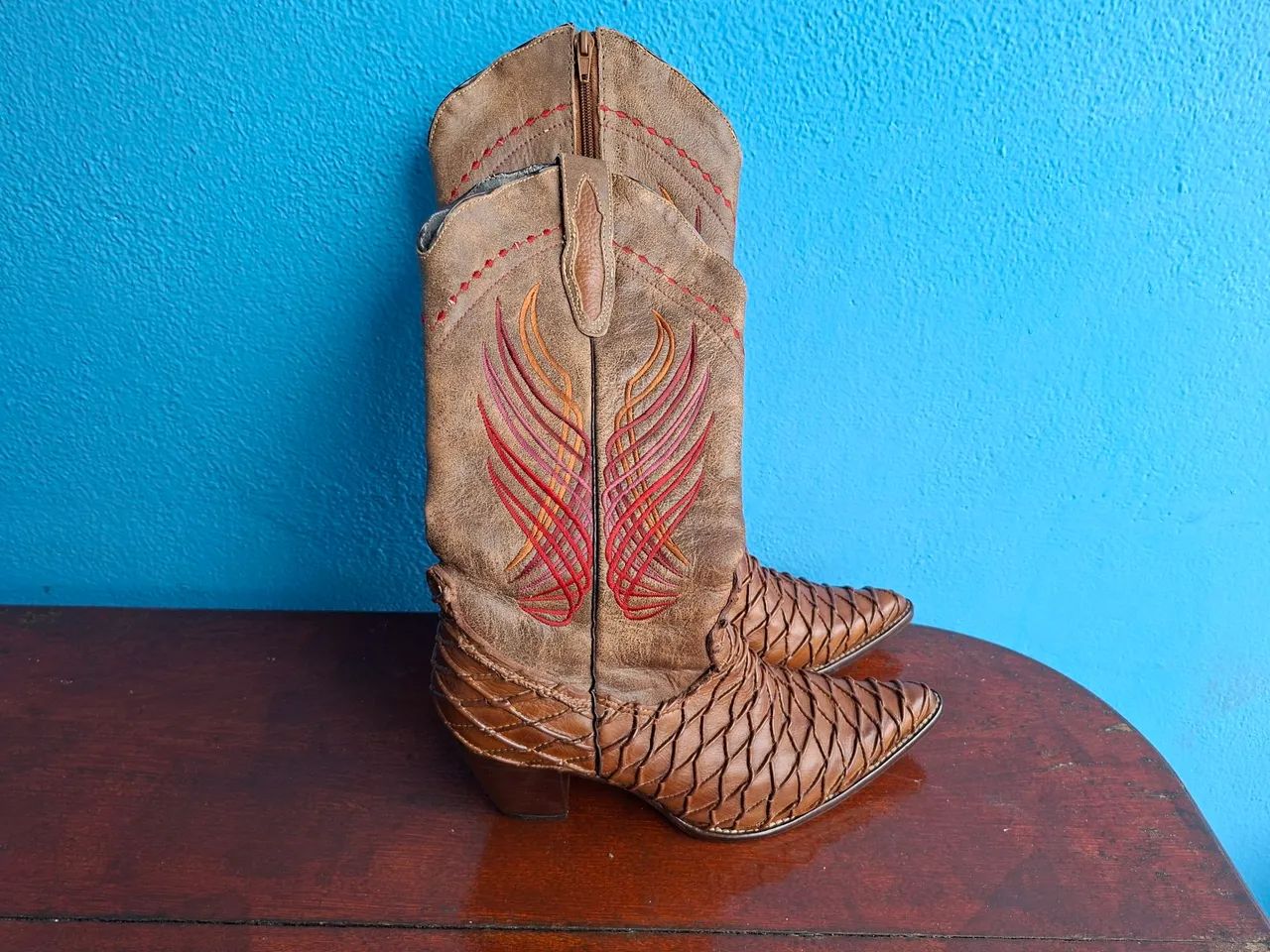 Botas