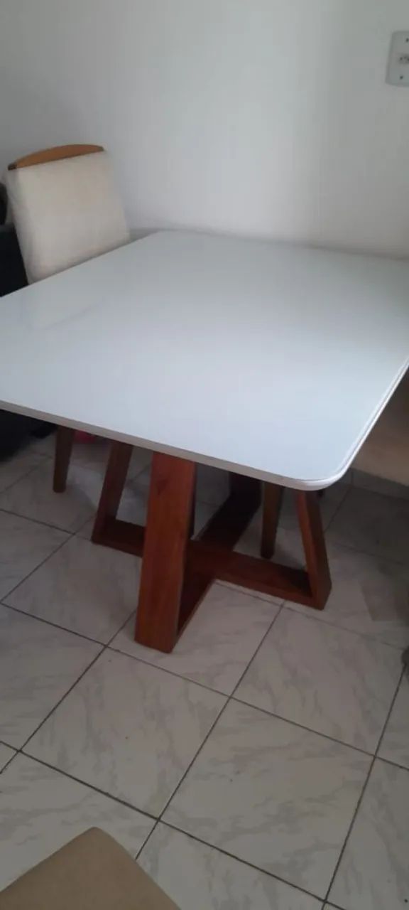 Mesa 1,20 x90 laca  off white com vidro. - Foto 5