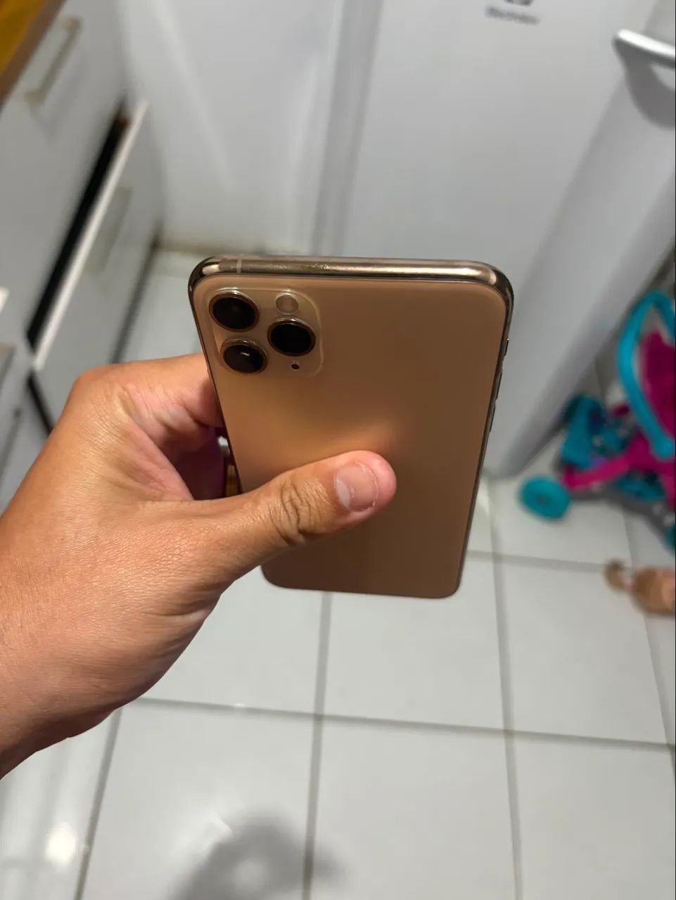 iPhone 11 Pro Max gold  - Foto 2