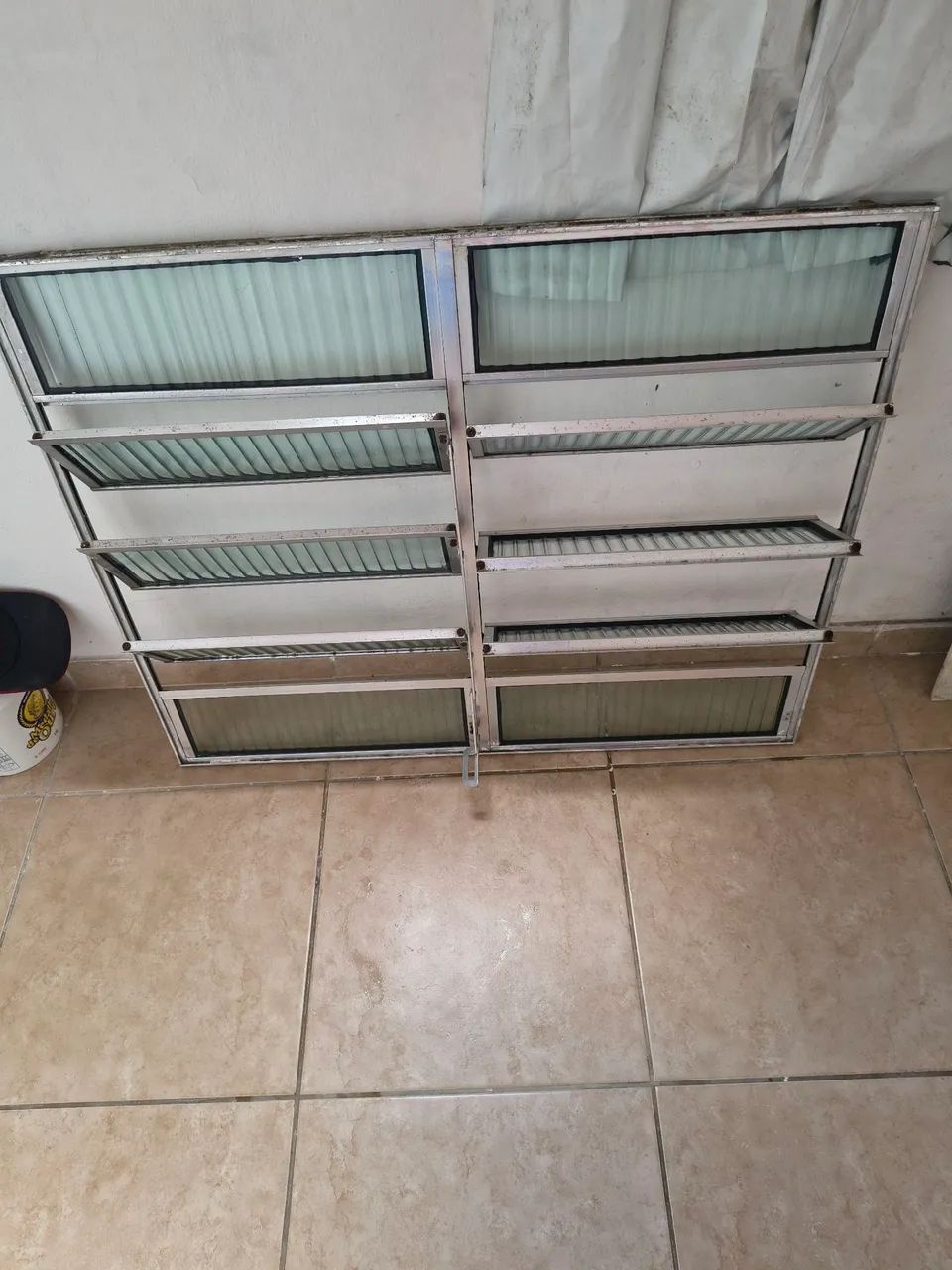 Basculante de alumínio 1m/80cm  - Foto 3