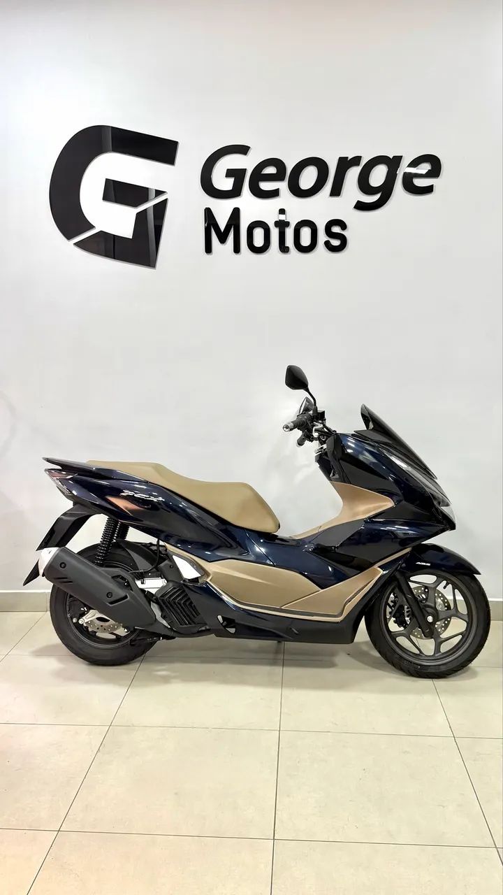 PCX 160 DLX com apenas 75 km 