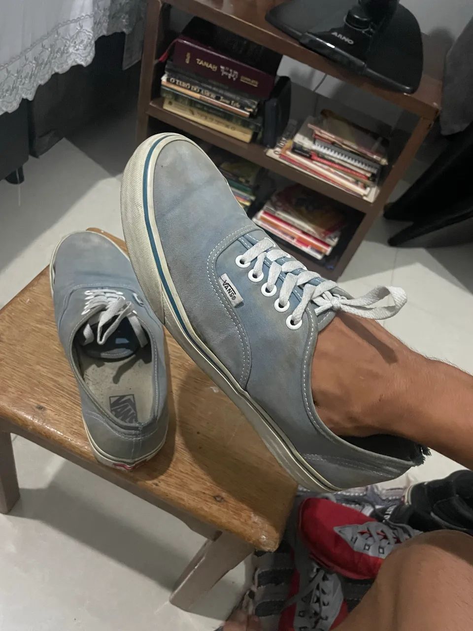 Tênis Low Vans (bem usado) 50$ - Foto 4