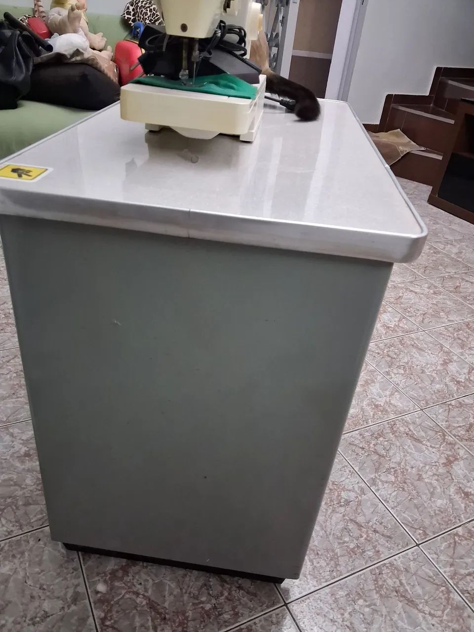 Escrivaninha de aço  - Foto 2