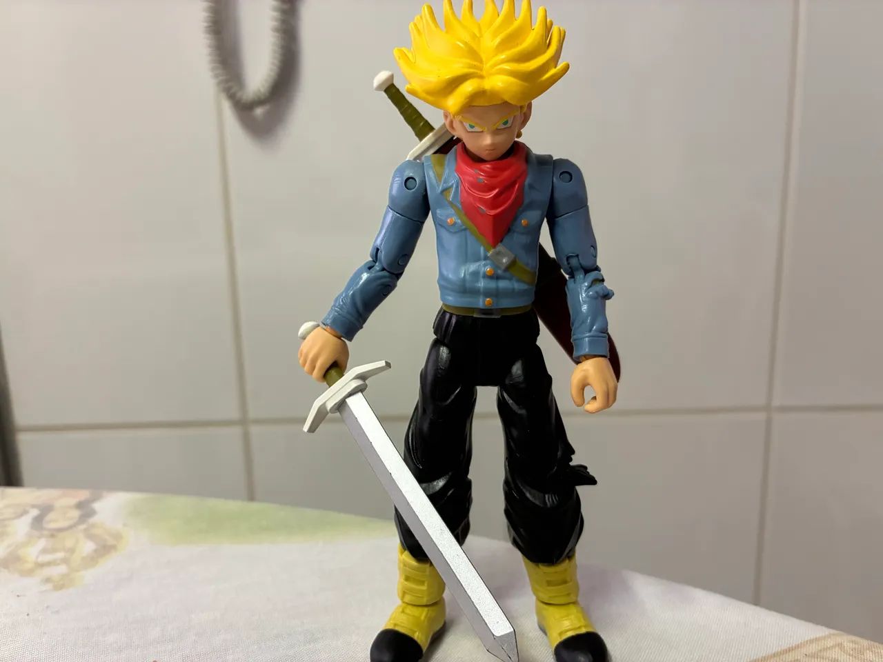 Boneco Trunks Super Sayan - Dragon Ball