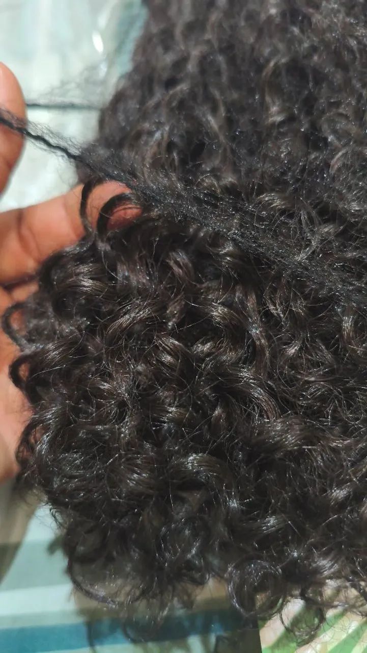 Vendo cabelo em fibra, da bio fibra, super novo, comprei por 150,00 estou vendendo por 100 - Foto 3