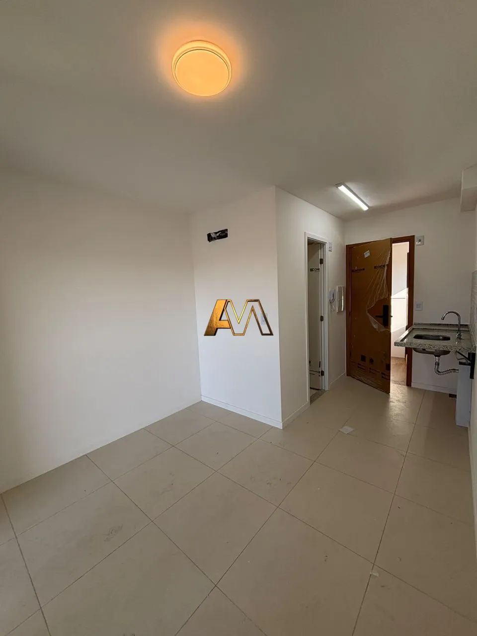 STUDIO ANDAR ALTO EM PITUAÇU