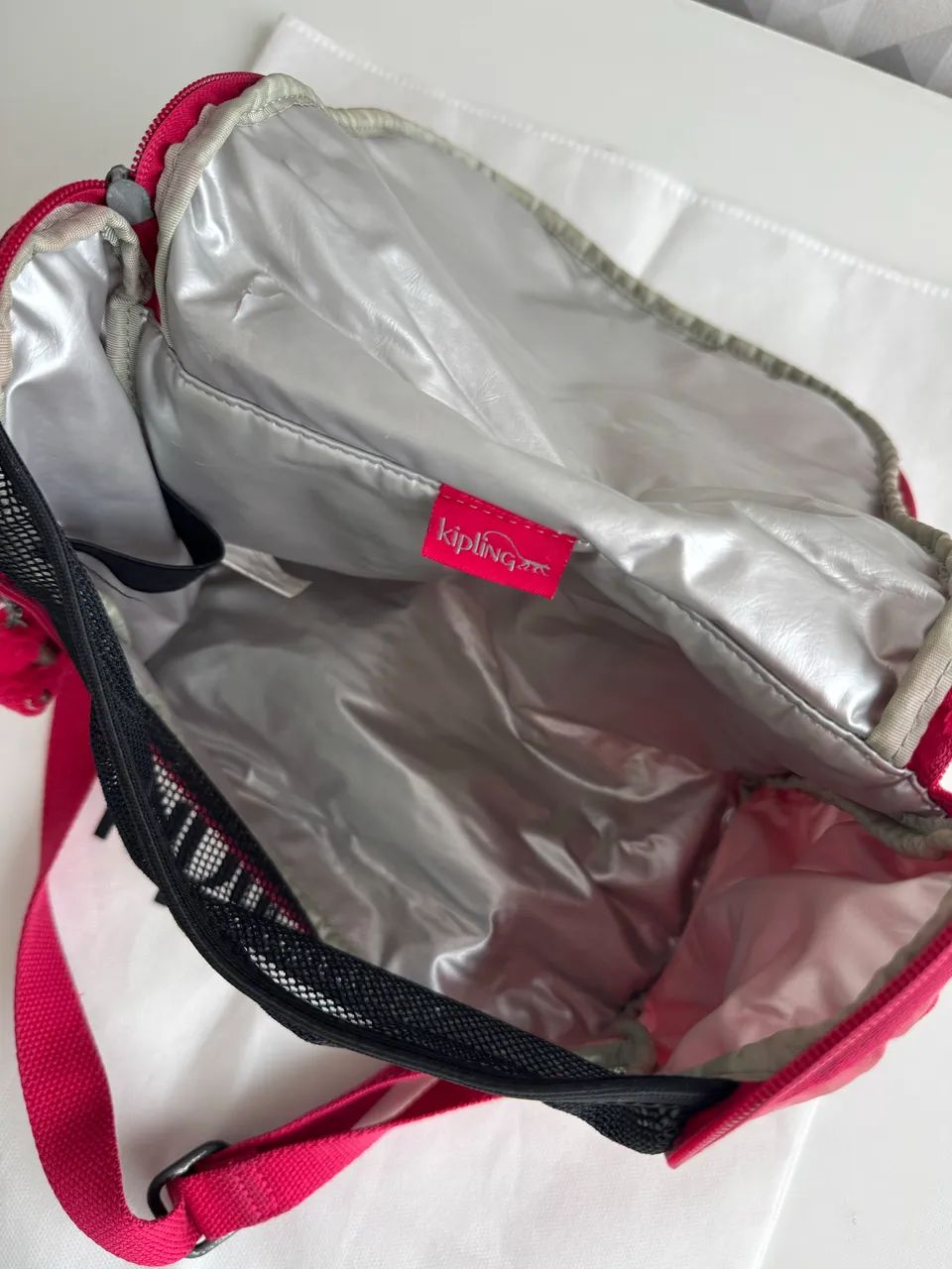 Lancheira kipling escolar térmica rosa - Foto 3