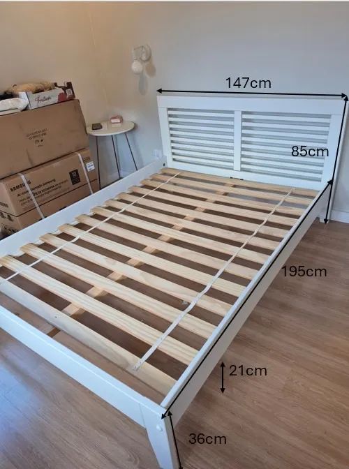 Cama com cabeceira branca - Foto 2