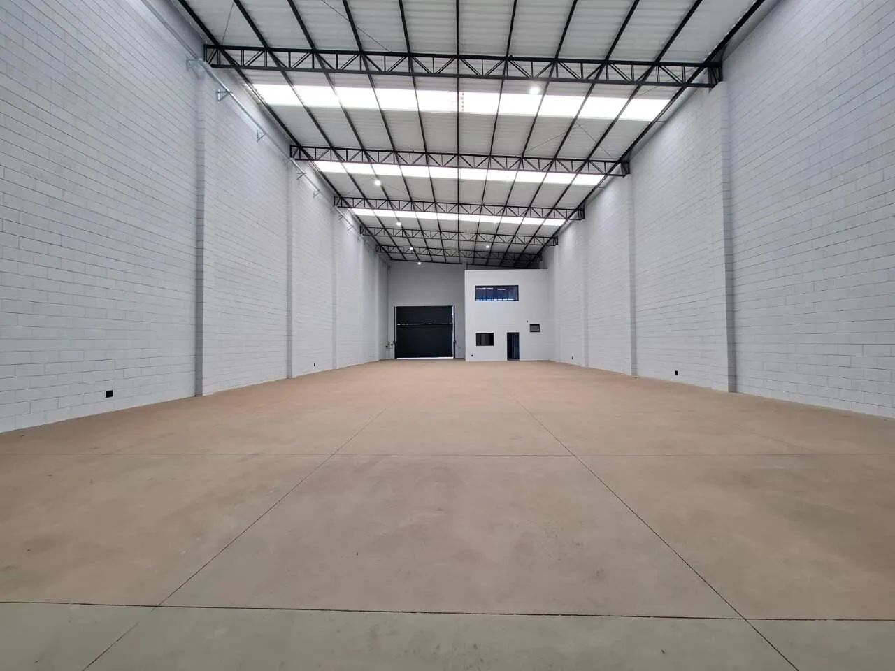 Galpão Comercial para Aluguel com 570 m² em Cordeirópolis - Foto 5