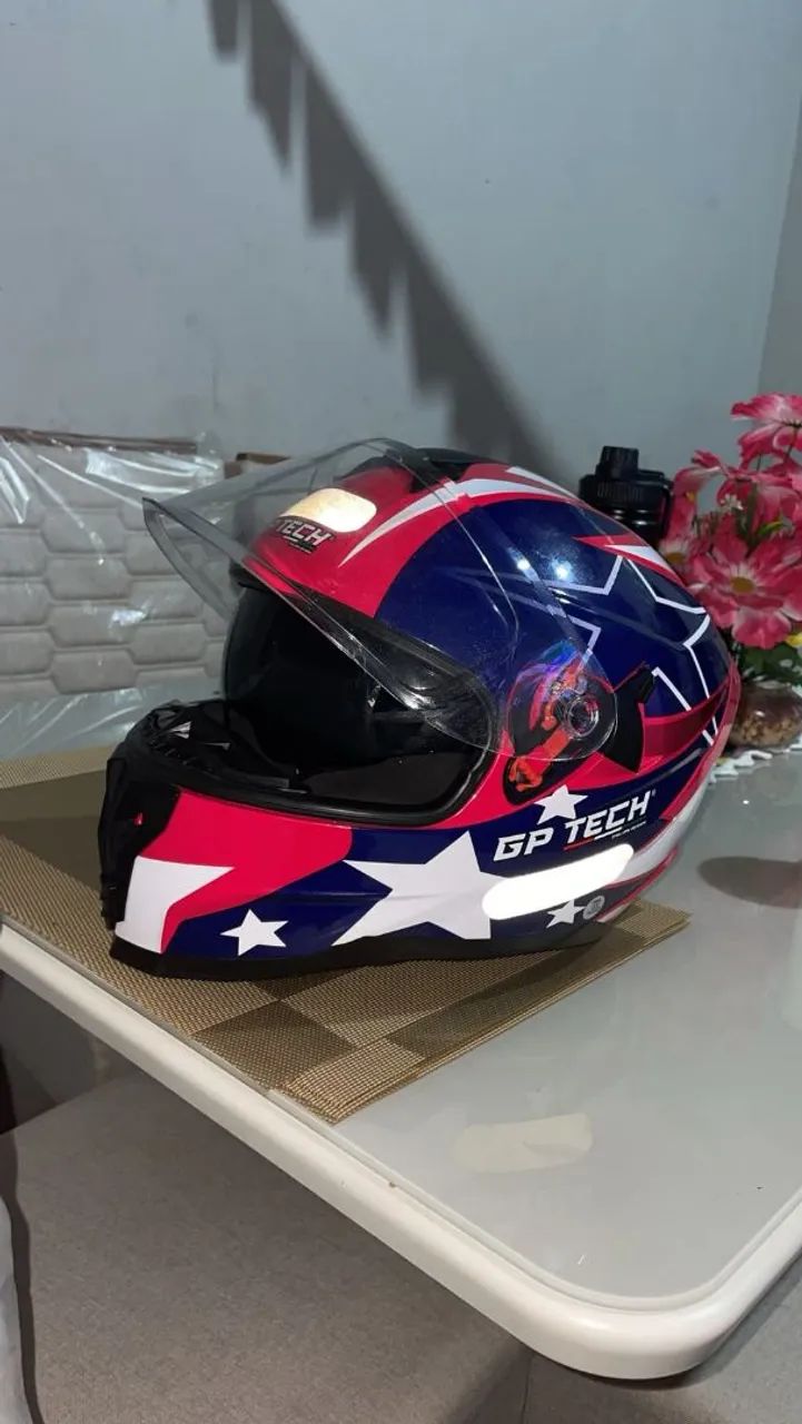 Capacete GP TECH