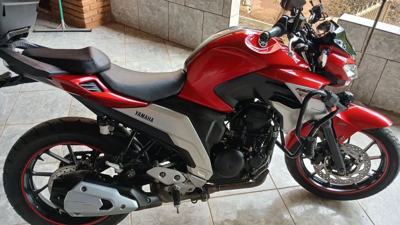 Fazer 250