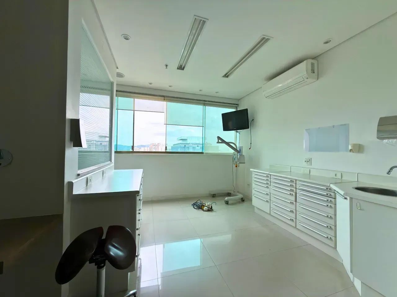 Sala Comercial à venda no Condomínio Edifício Gama Offices no Dezoito do Forte em Barueri  - Foto 4