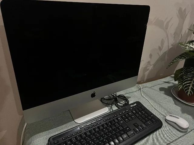 iMac 21.5 polegadas (Late 2015) - i5 / 8GB RAM / 1TB HDD - Leve trincado na tela - Foto 2