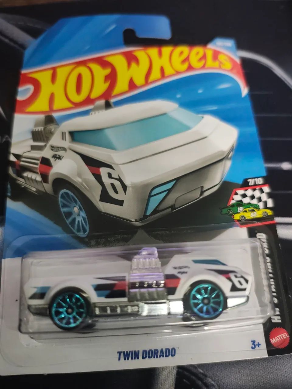 Hotwheels Twin Dorado