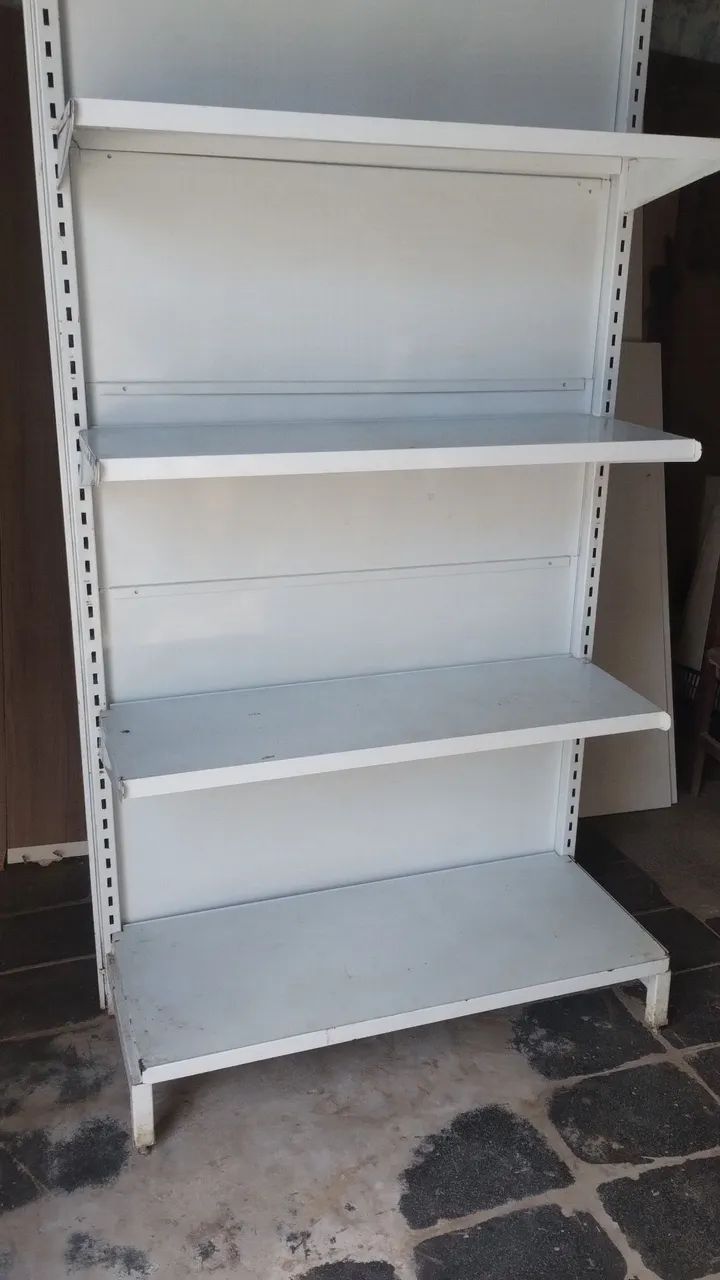 Prateleira de ferro 