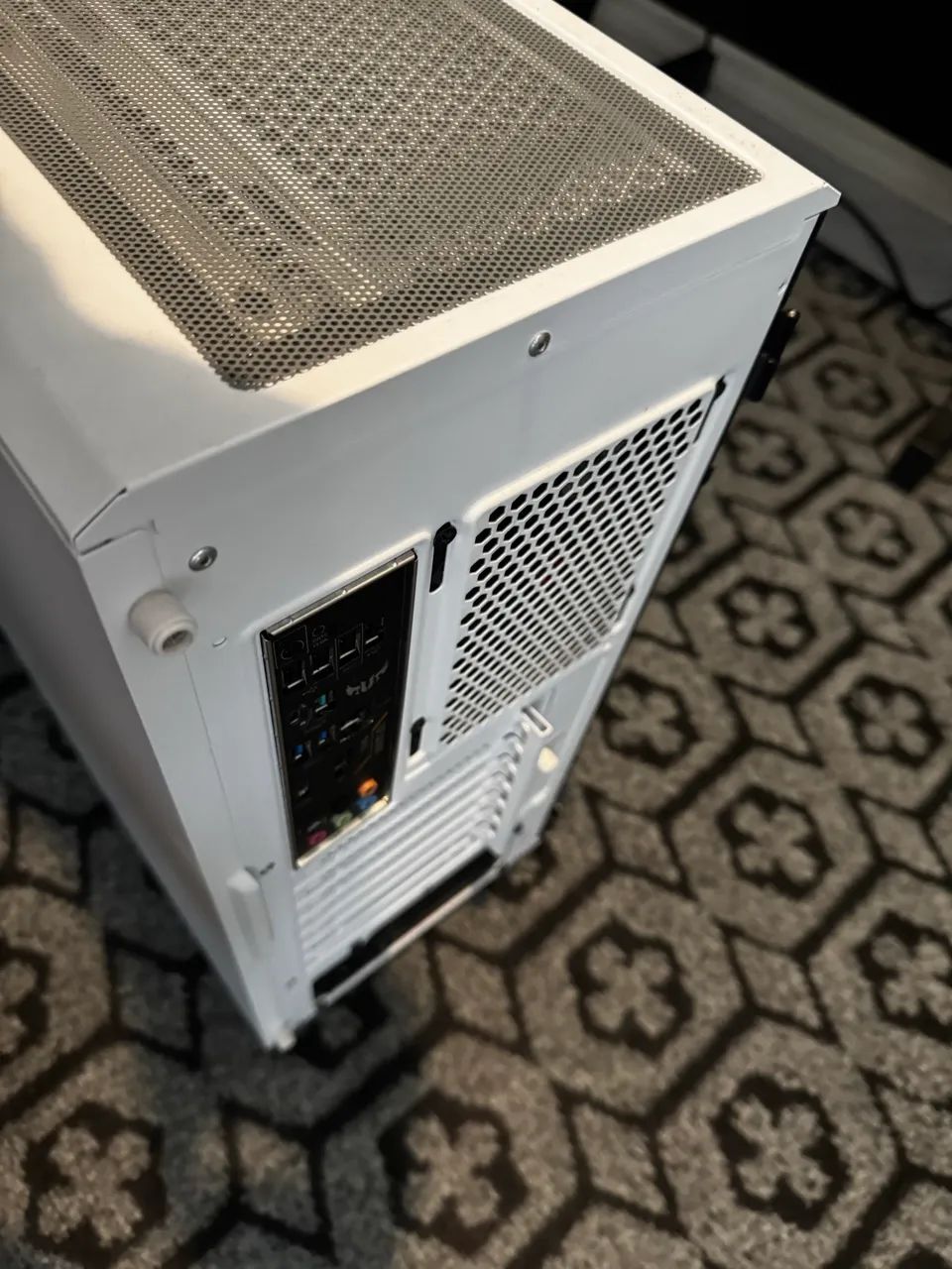 Desktop com teclado mouse e tela portátil  - Foto 3