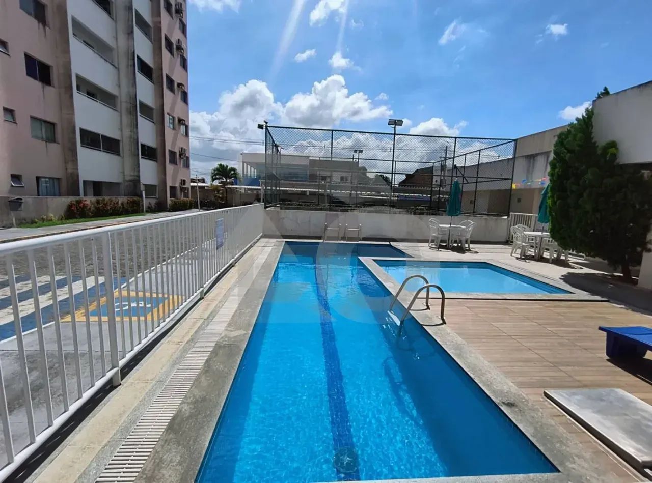 Apartamento à Venda com 2/4, Varanda e Garagem no Horto das Rosas - Foto 2