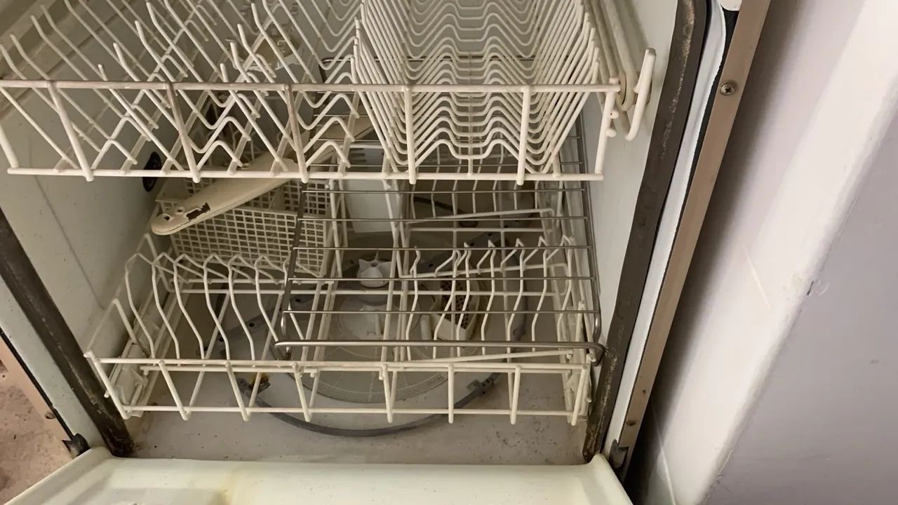 Lavadora de pratos Brastemp - Foto 2