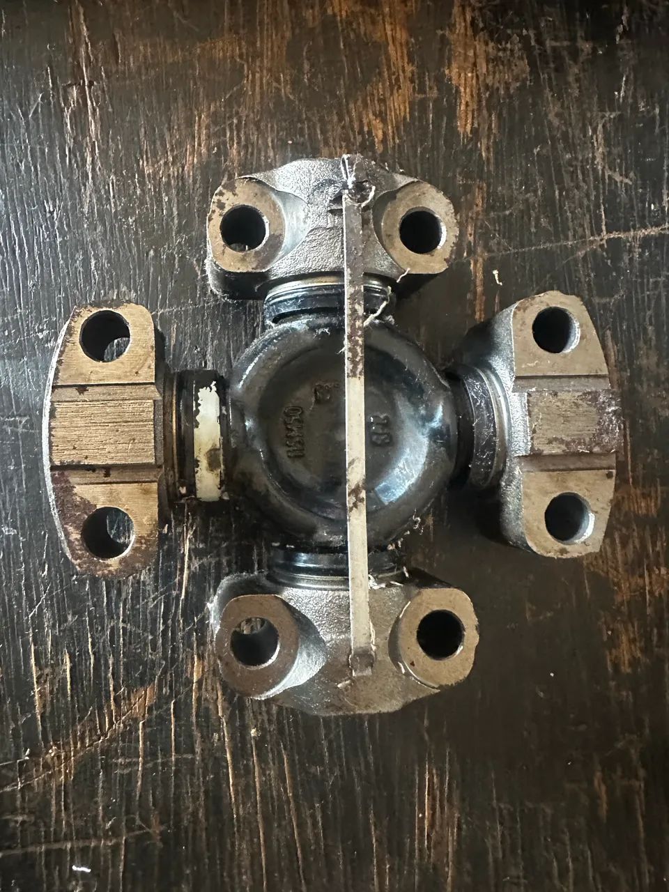 Cruzeta Cardan Spicer Original (SPR) - MB 1924 / 1519 / O370 - Genuína -  Peças para tratores e máquinas - Uruaçu 1471457599 | OLX