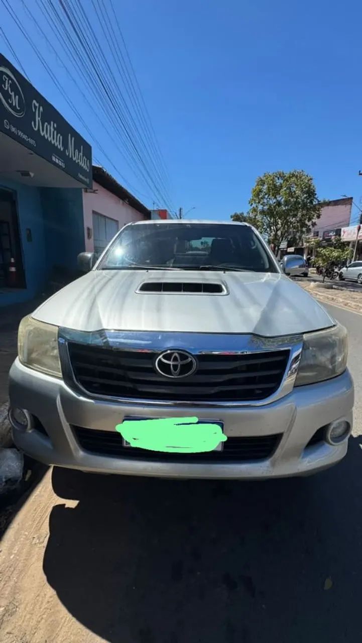 Toyota Hilux 2013