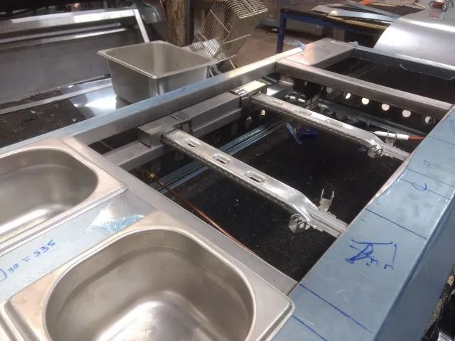 Condimentadora Refrigerada.  - Foto 4