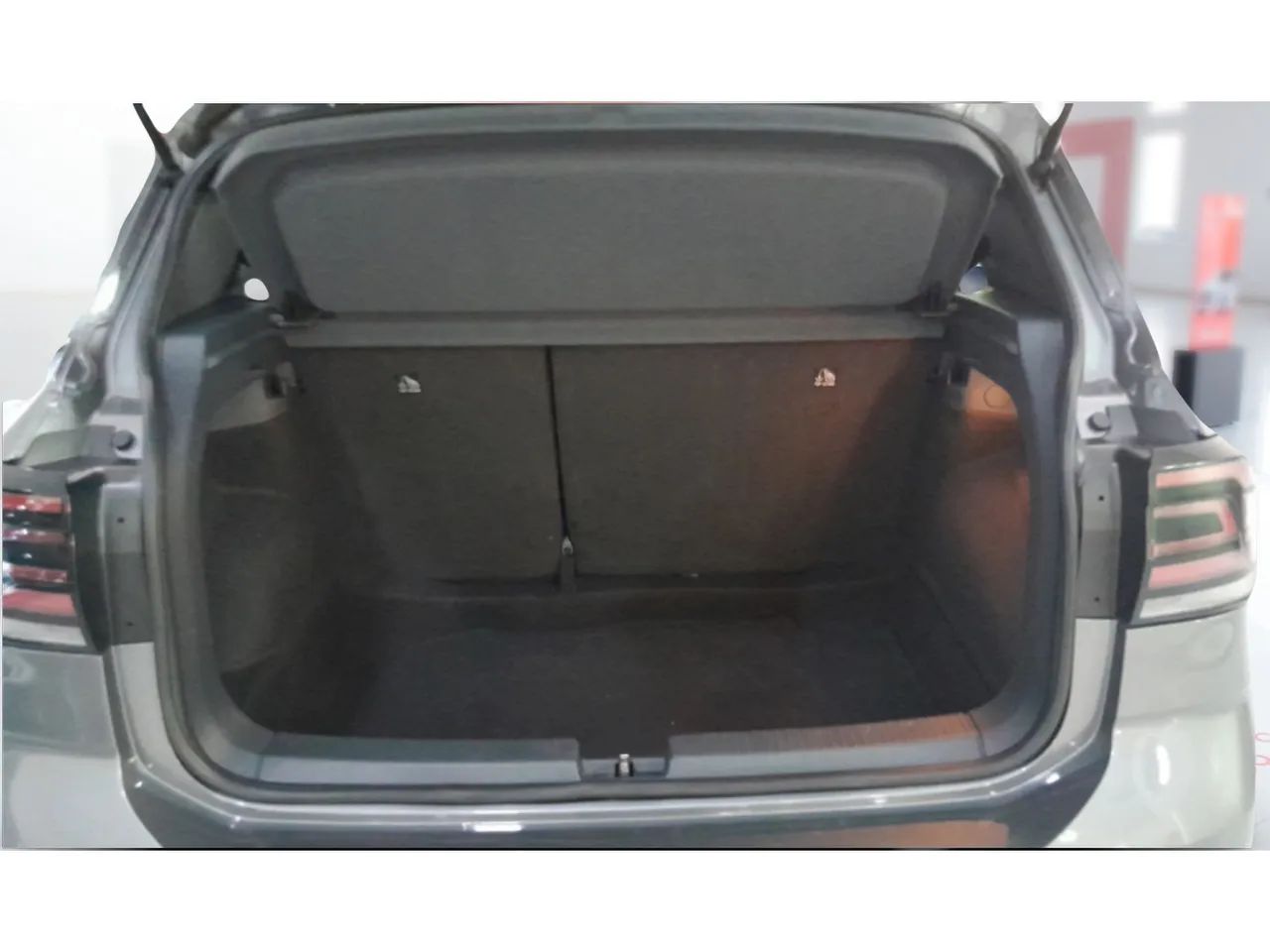 Volkswagen T-Cross Highline 1.4 TSI Flex 16V 5P AUT, foto 14 de 16