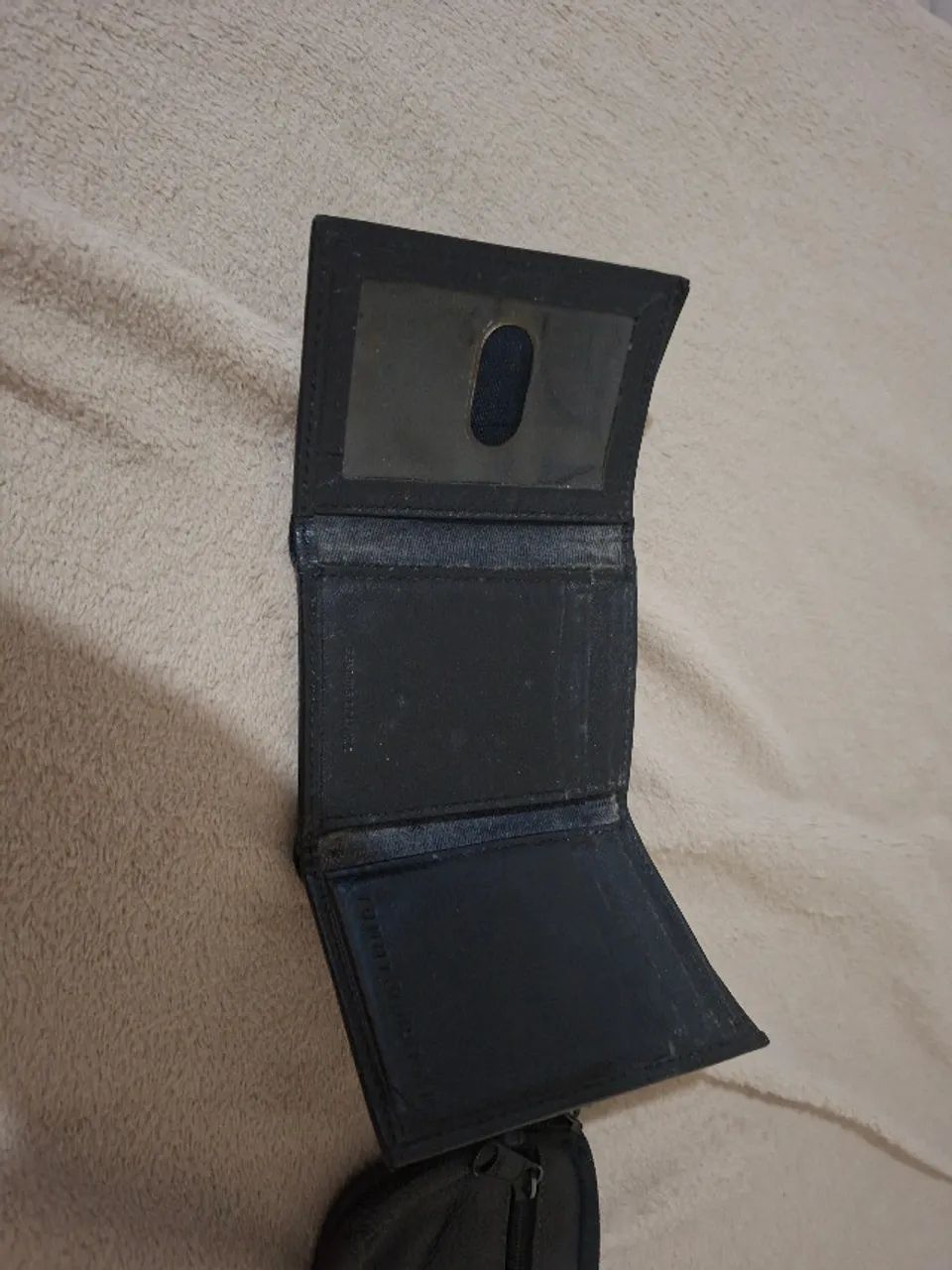 arteira Tommy Hilfiger em Couro e Porta Moedas Bagaggio - Foto 2